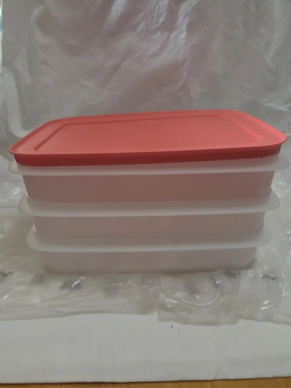 TUPPERWARE Freezer Mate Plus Stackables 3 Sheer Bottom Peach Lid